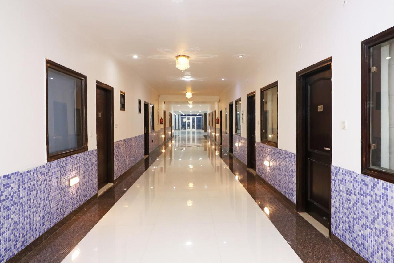 فندق أو واي أو 30286 إن واي سونيبات المظهر الخارجي الصورة